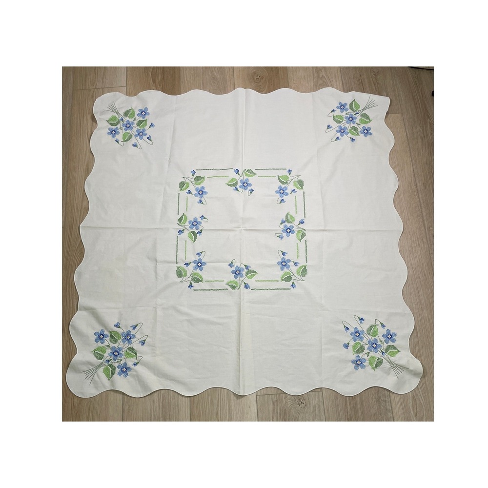 Unbranded Tablecloth Unisex 48x48 Cream Very Good Vintage Floral Cross-Stitch